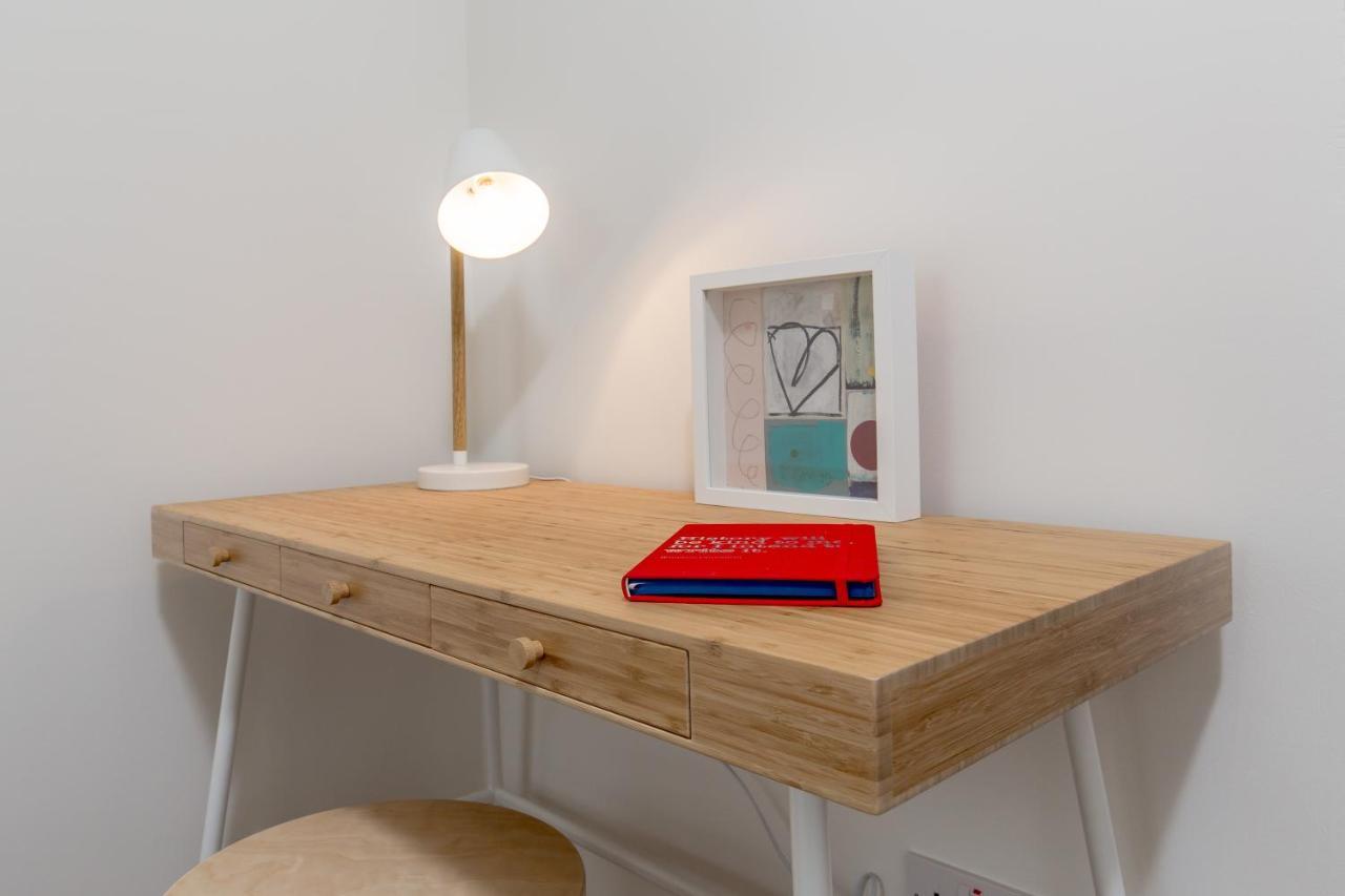 Dreamhouse Apartments Edinburgh Haymarket Bagian luar foto